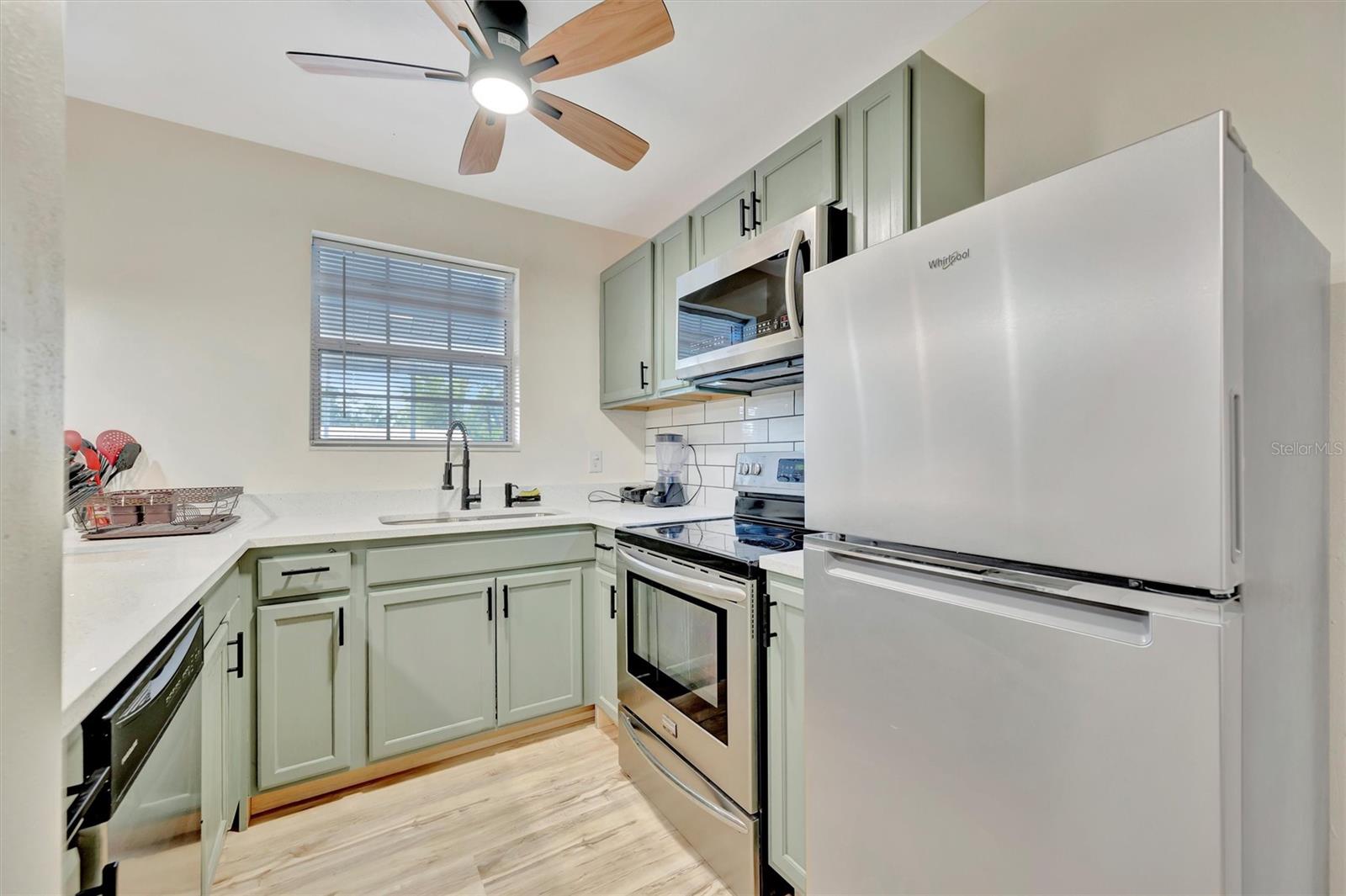 15591 DARIEN WAY, CLEARWATER, FL, 33764