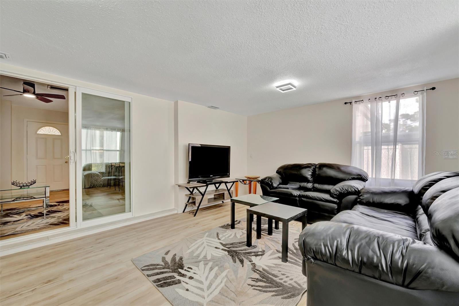 15591 DARIEN WAY, CLEARWATER, FL, 33764