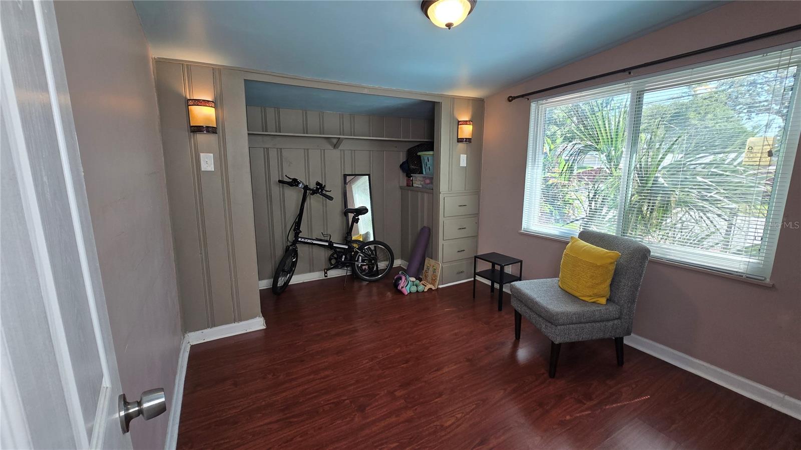 342 N 40TH ST N, ST PETERSBURG, FL, 33713