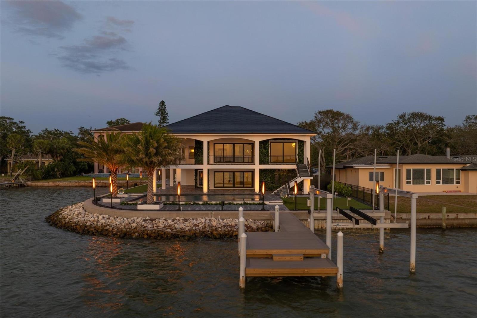 O6304937 Property Photo