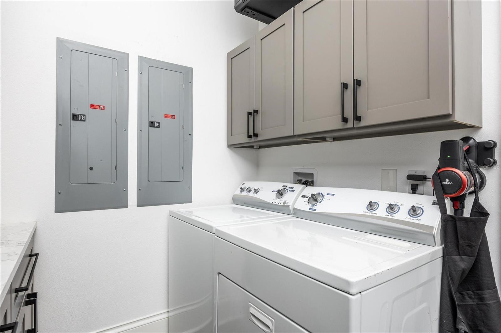 O6304937 Property Photo