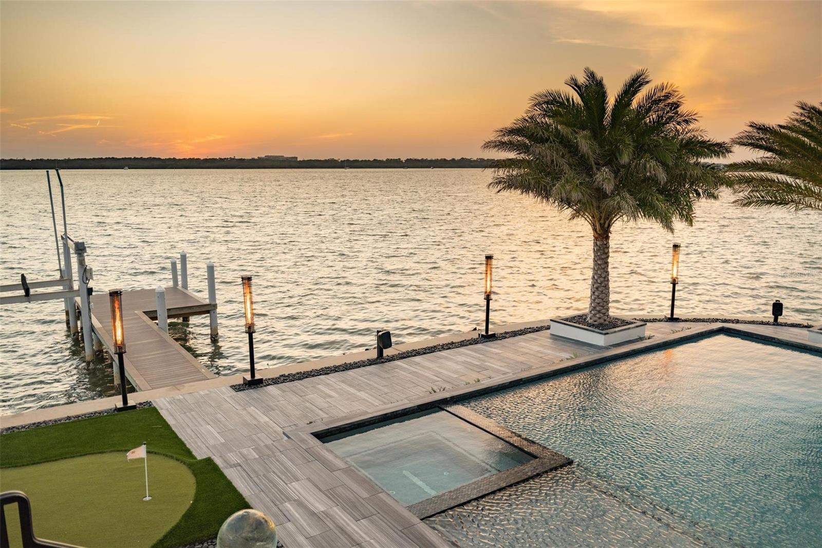 O6304937 Property Photo