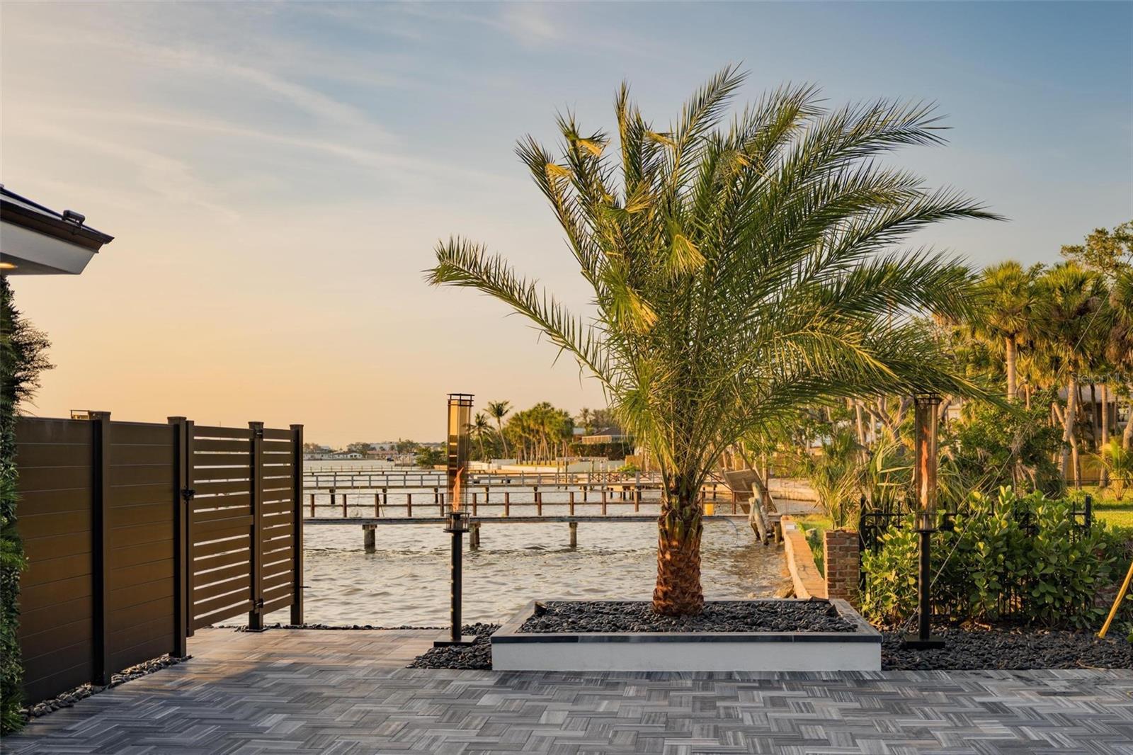 O6304937 Property Photo