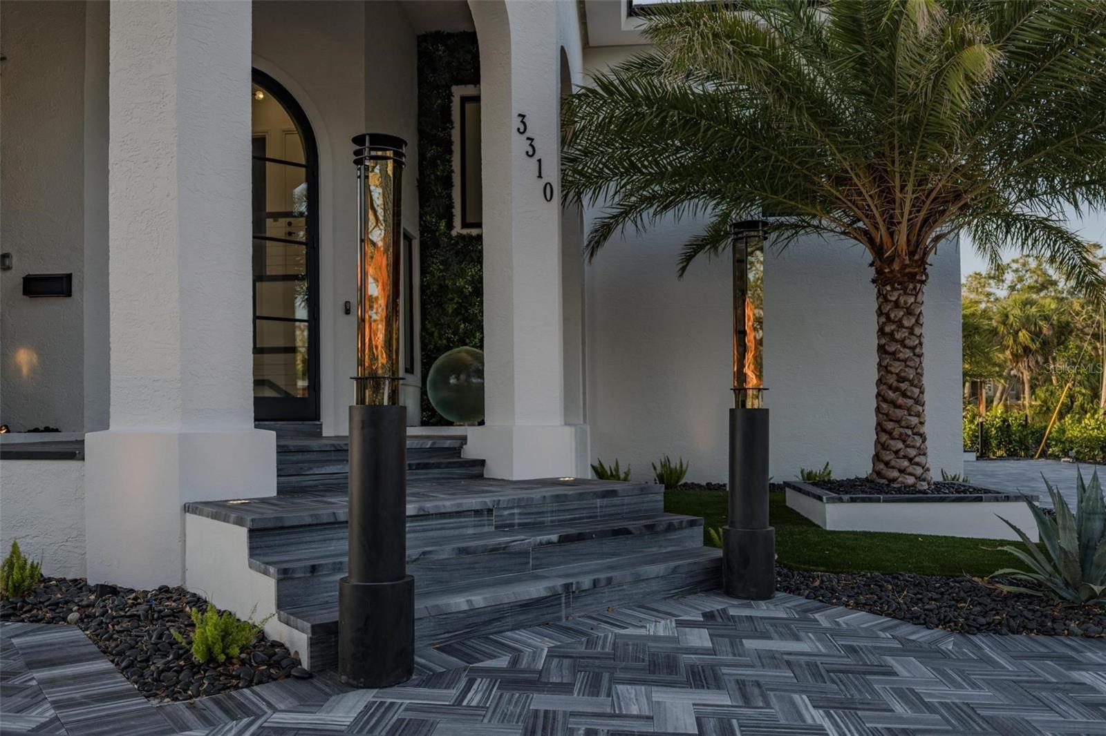 O6304937 Property Photo