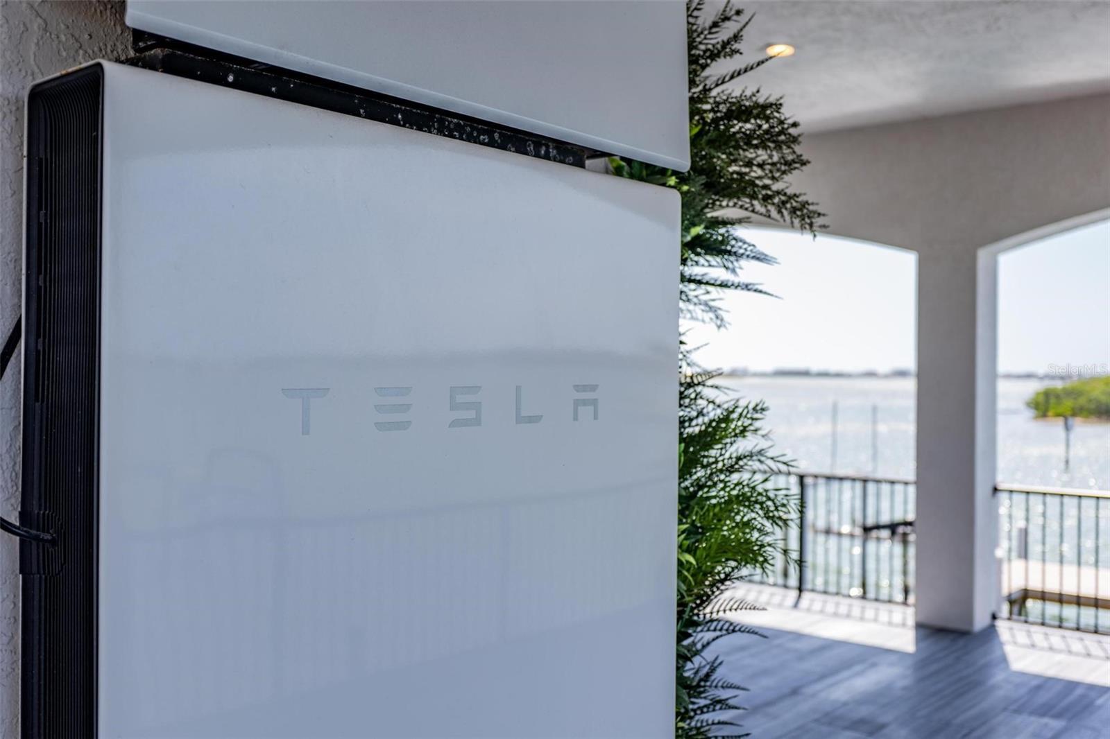 O6304937 Property Photo