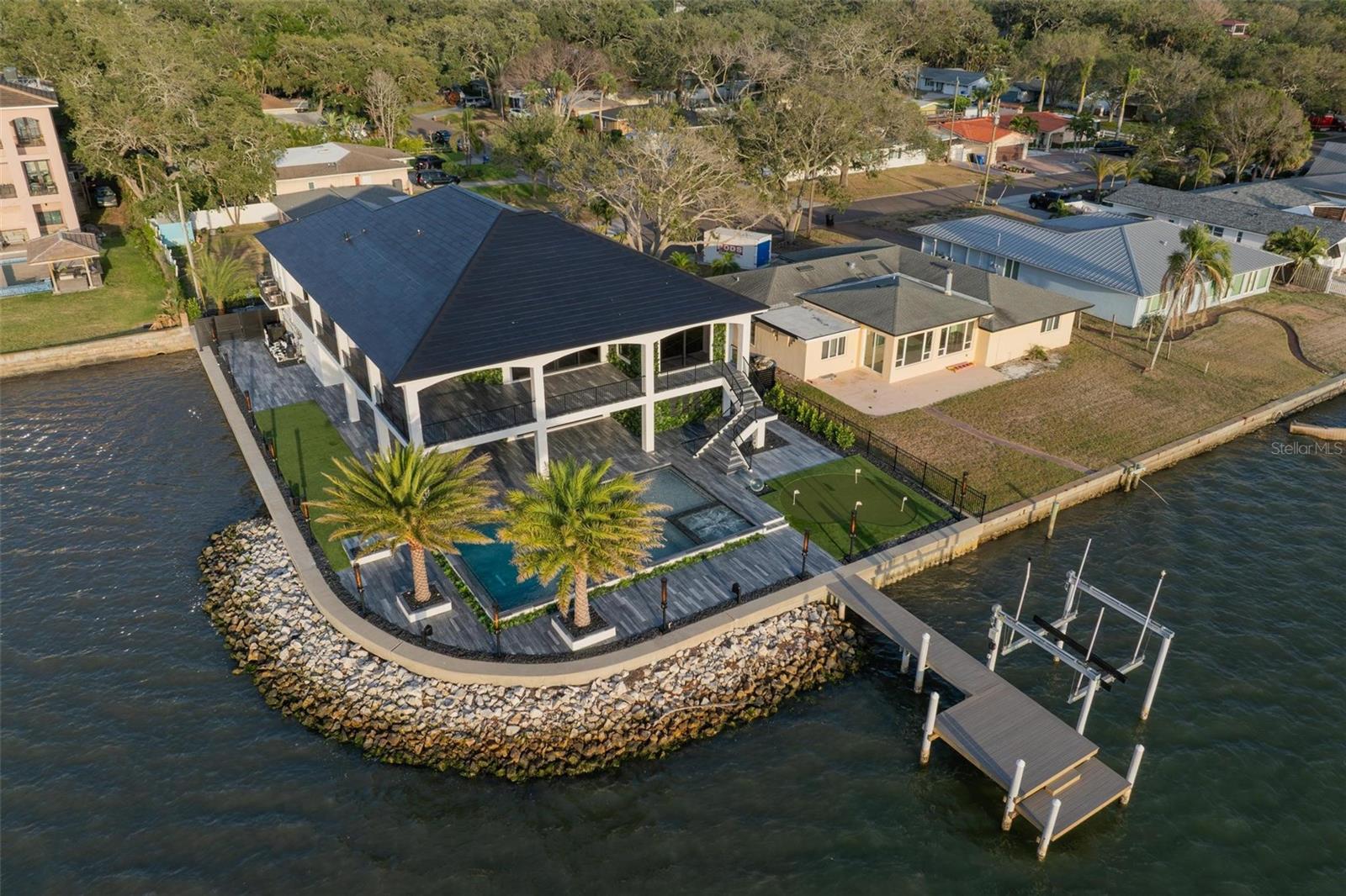 O6304937 Property Photo