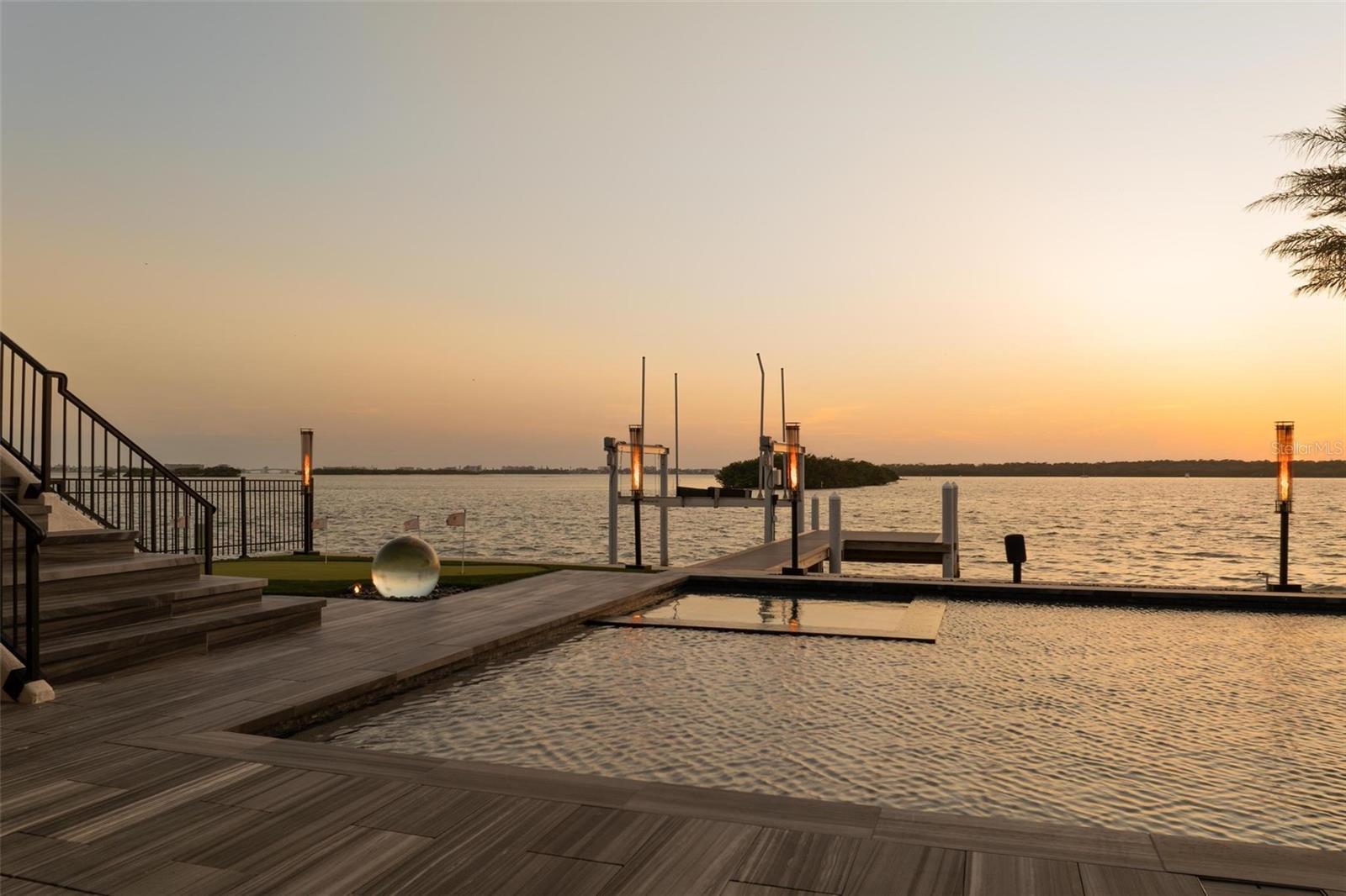 O6304937 Property Photo