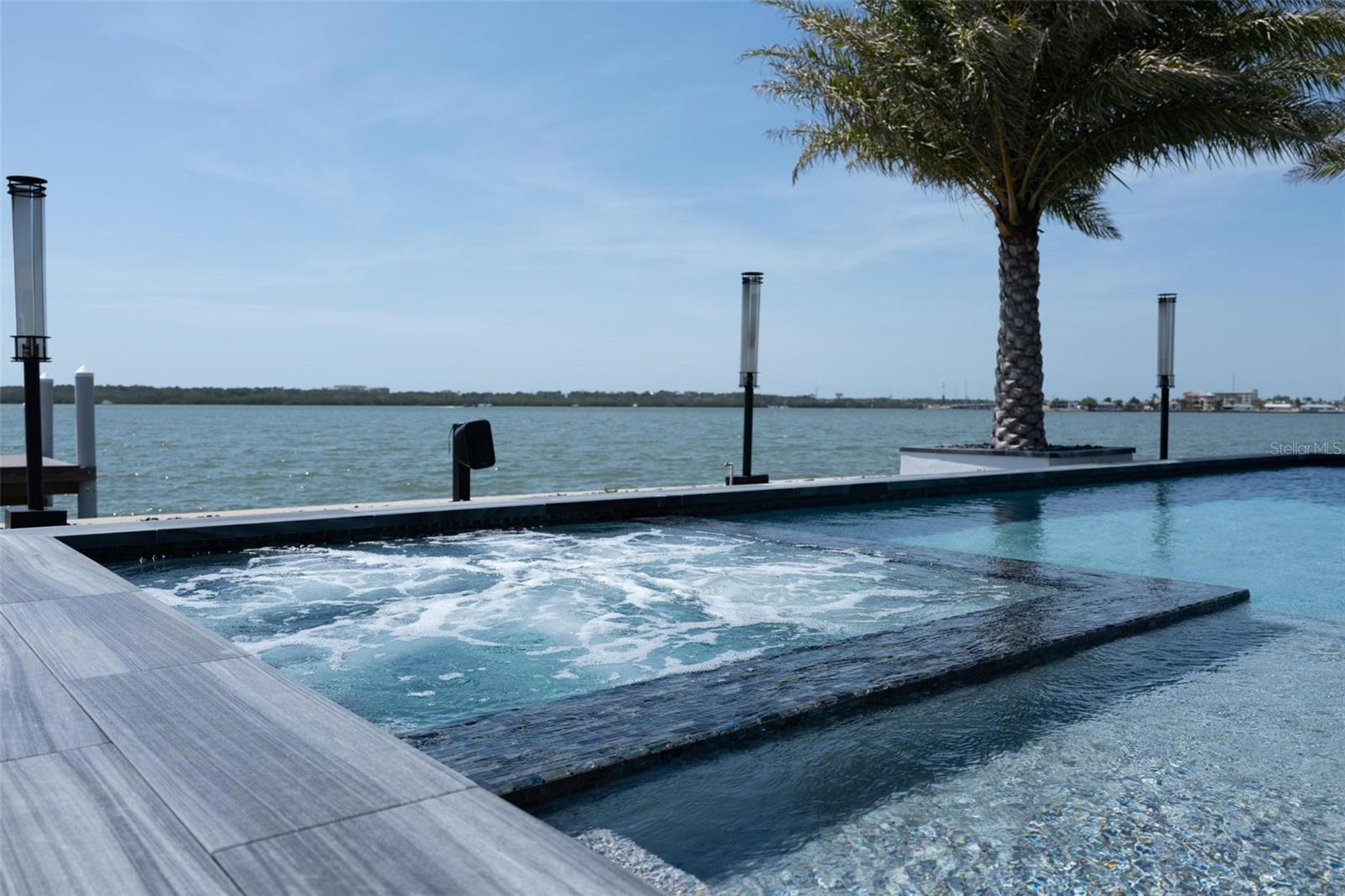 O6304937 Property Photo