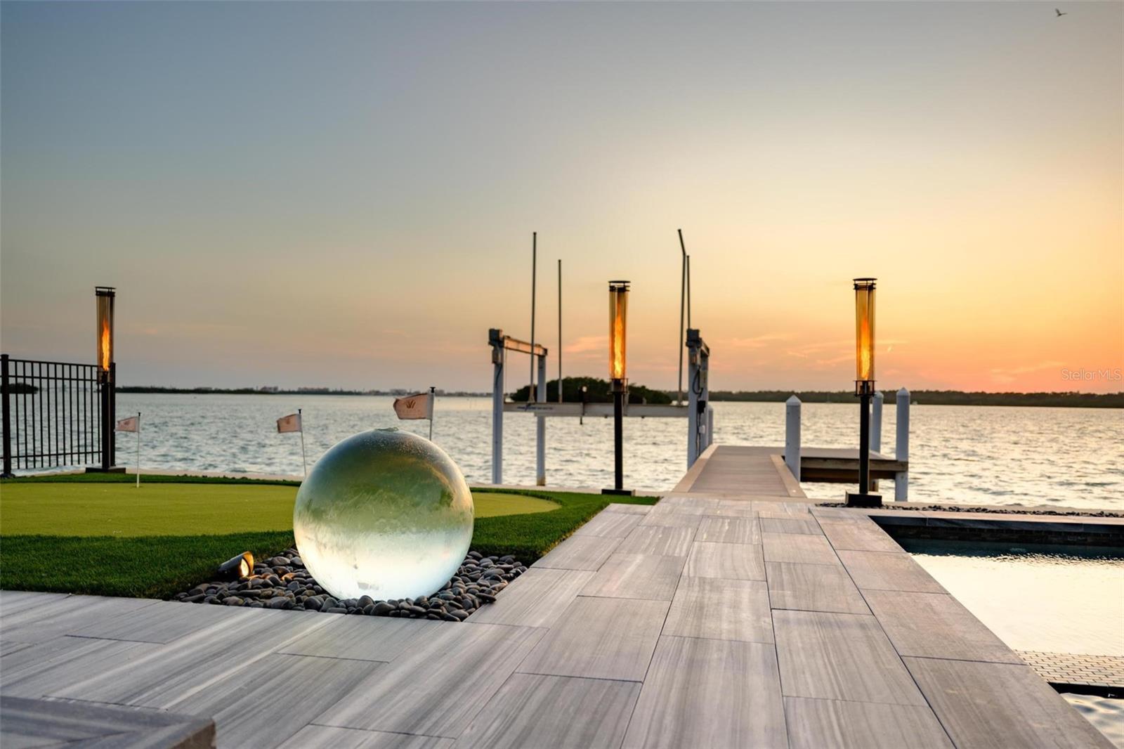 O6304937 Property Photo