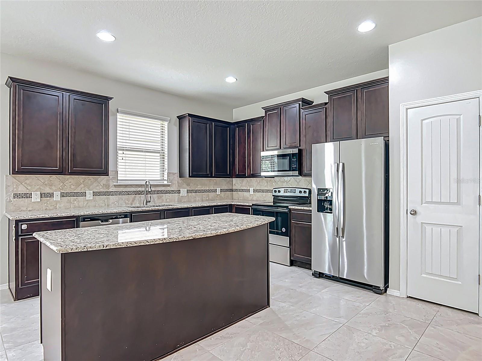 15579 STONE HOUSE DR, BROOKSVILLE, FL, 34604