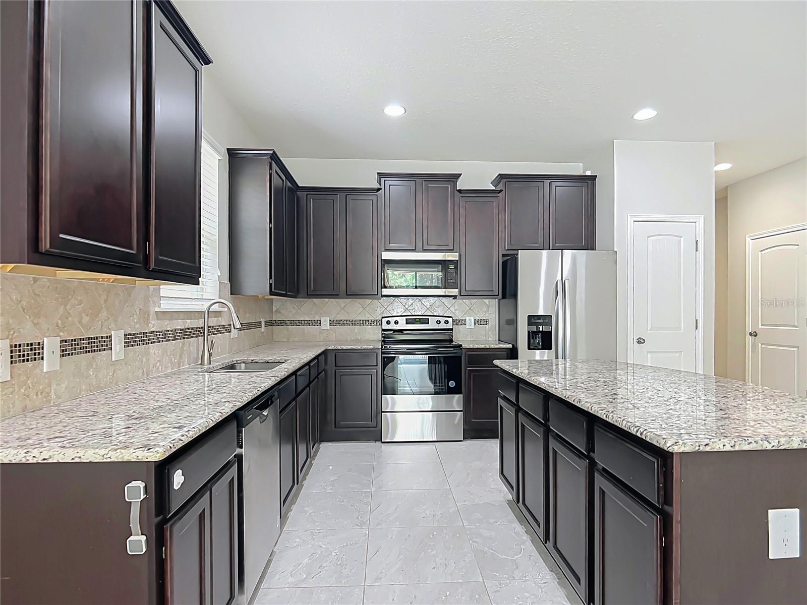 15579 STONE HOUSE DR, BROOKSVILLE, FL, 34604