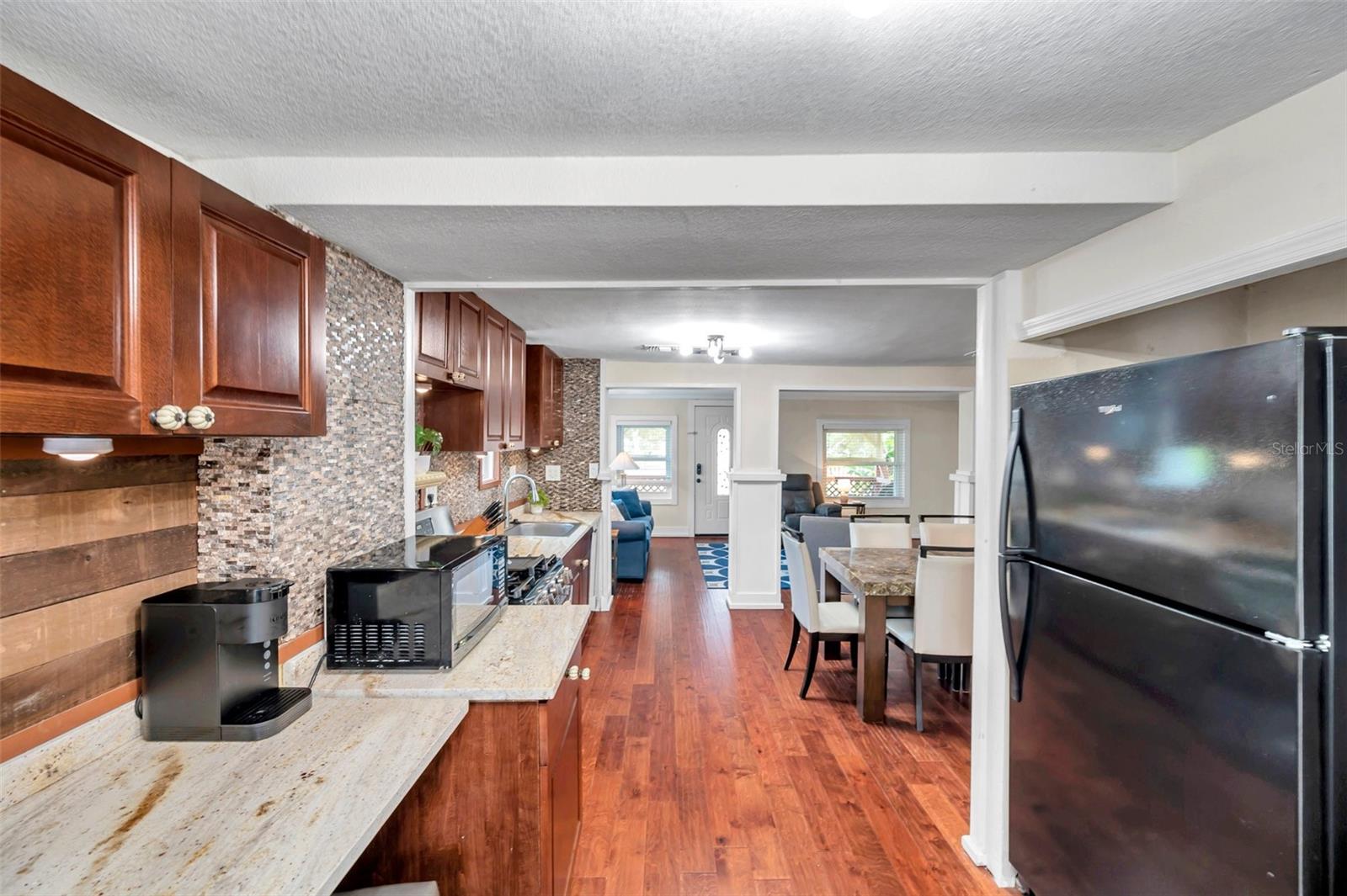 1111 32ND ST N, ST PETERSBURG, FL, 33713