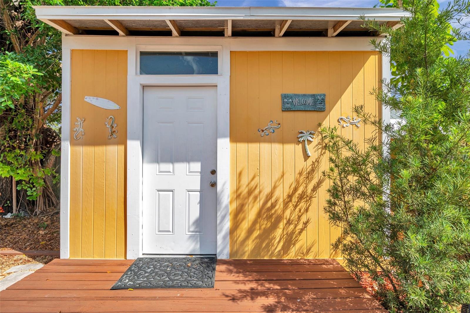 1111 32ND ST N, ST PETERSBURG, FL, 33713