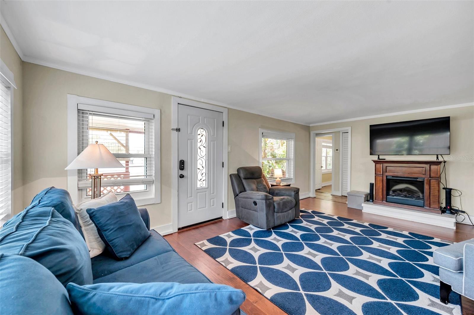 1111 32ND ST N, ST PETERSBURG, FL, 33713