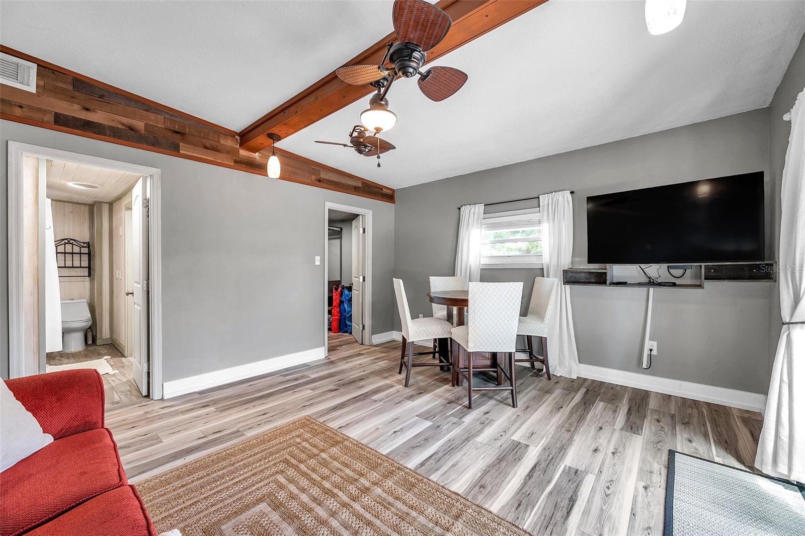 1111 32ND ST N, ST PETERSBURG, FL, 33713