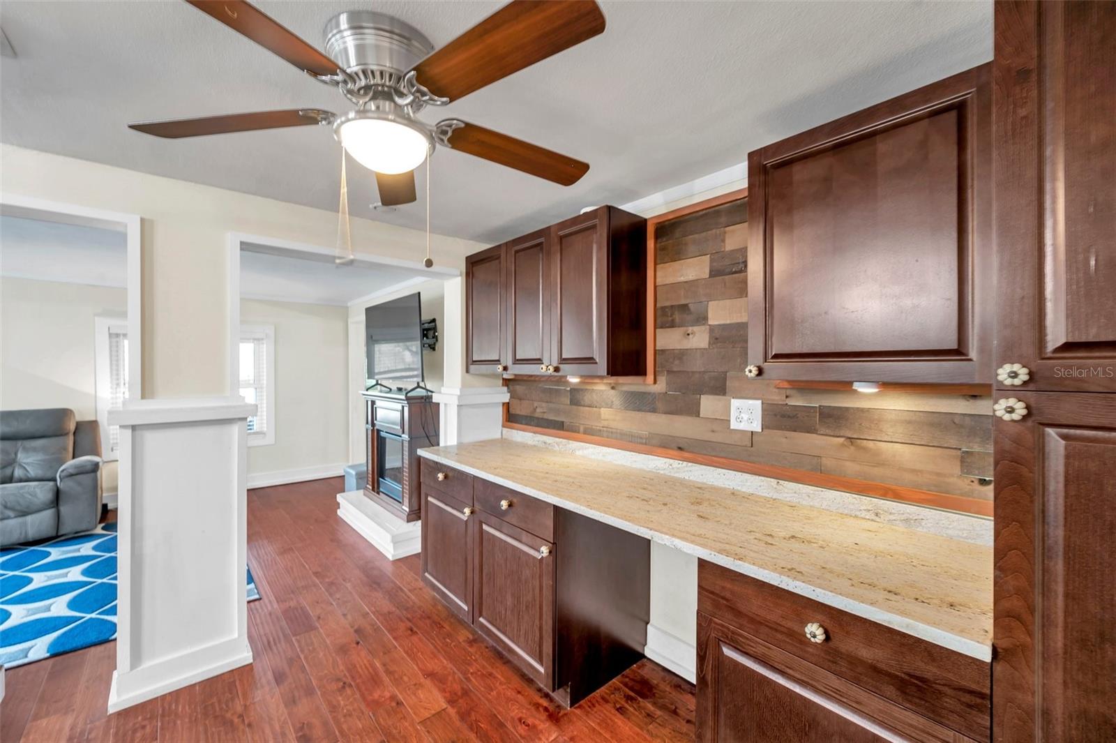 1111 32ND ST N, ST PETERSBURG, FL, 33713