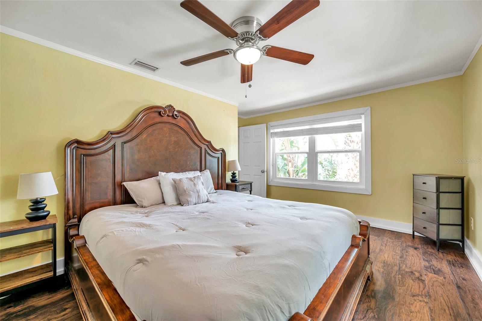 1111 32ND ST N, ST PETERSBURG, FL, 33713