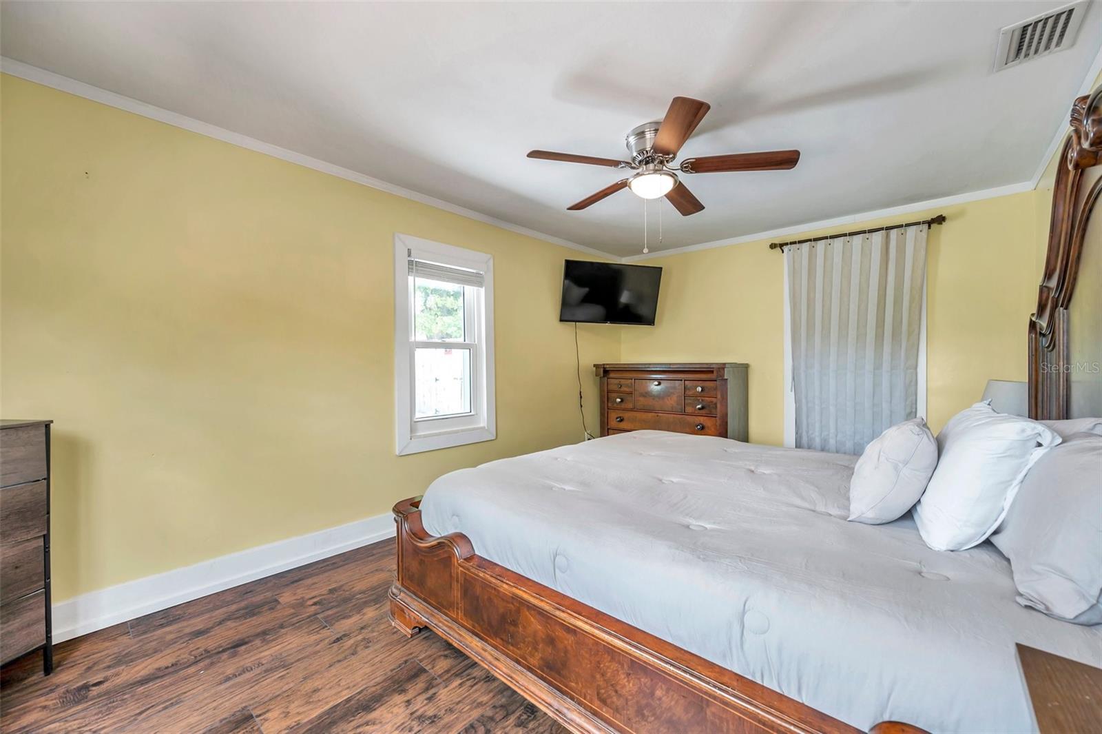 1111 32ND ST N, ST PETERSBURG, FL, 33713