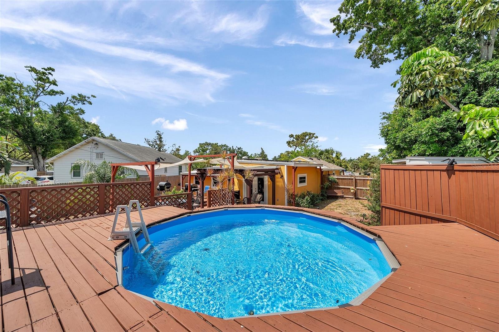 1111 32ND ST N, ST PETERSBURG, FL, 33713