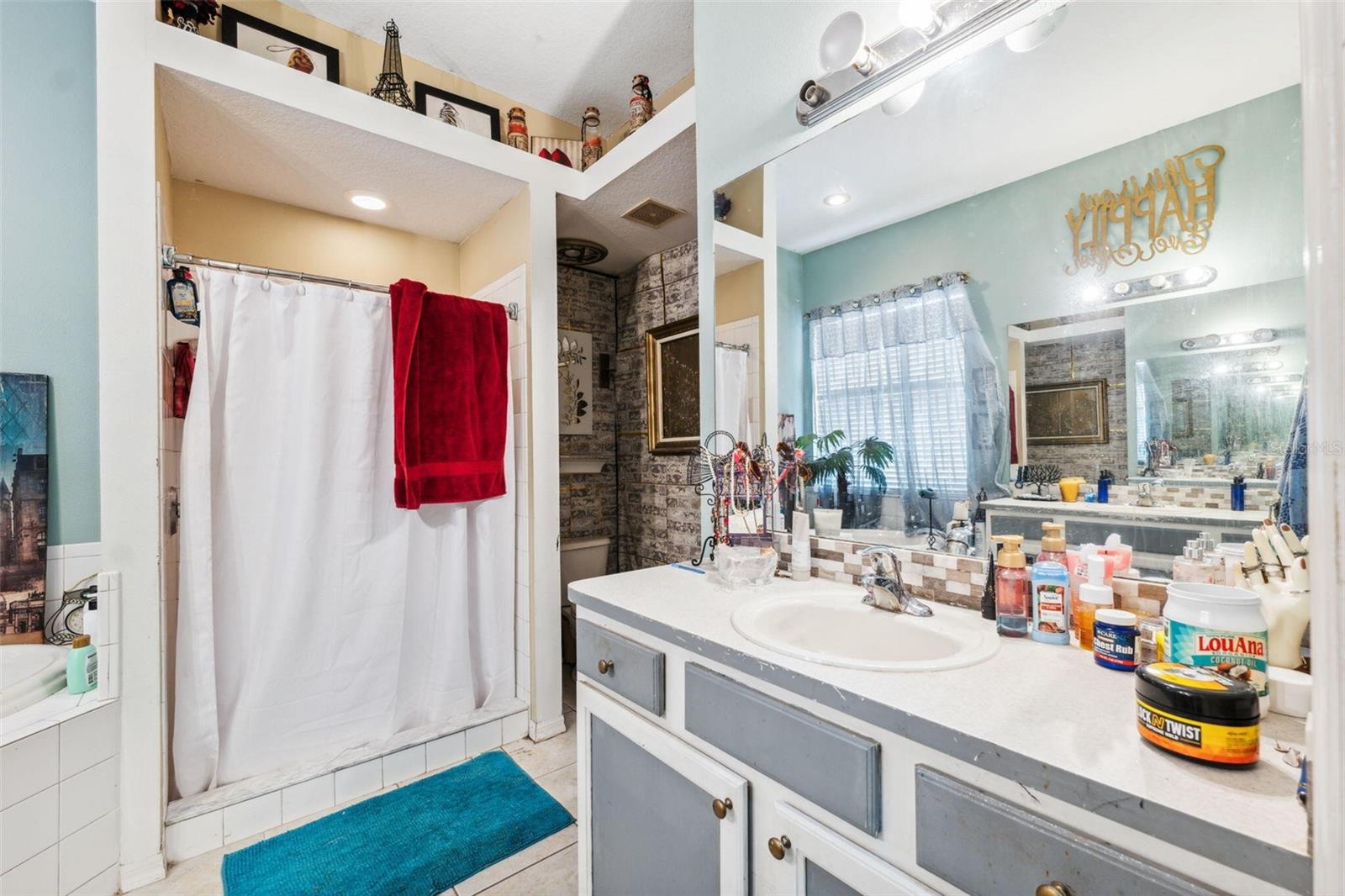 37110 HIGHLAND BLUFF CIR, DADE CITY, FL, 33523