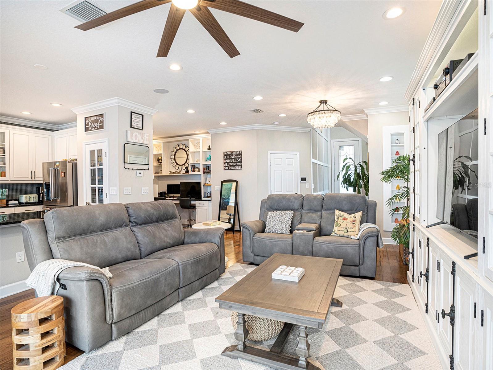 4689 WANDERING WAY, WESLEY CHAPEL, FL, 33544