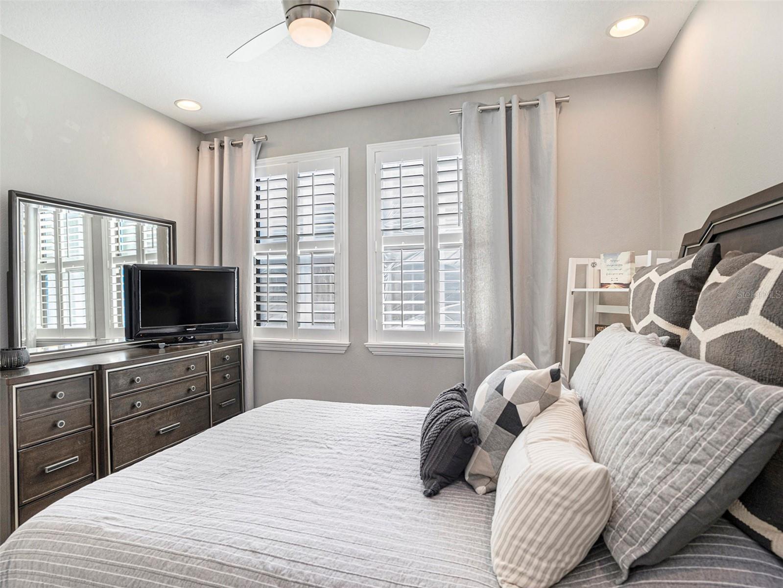 4689 WANDERING WAY, WESLEY CHAPEL, FL, 33544