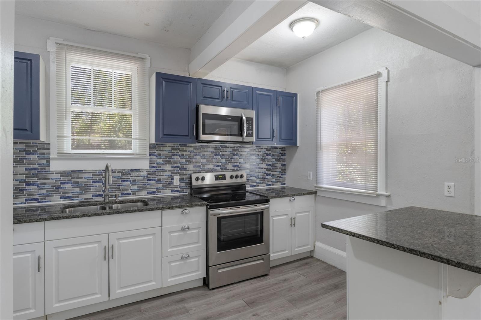 735 N CLARA AVE, DELAND, FL, 32720