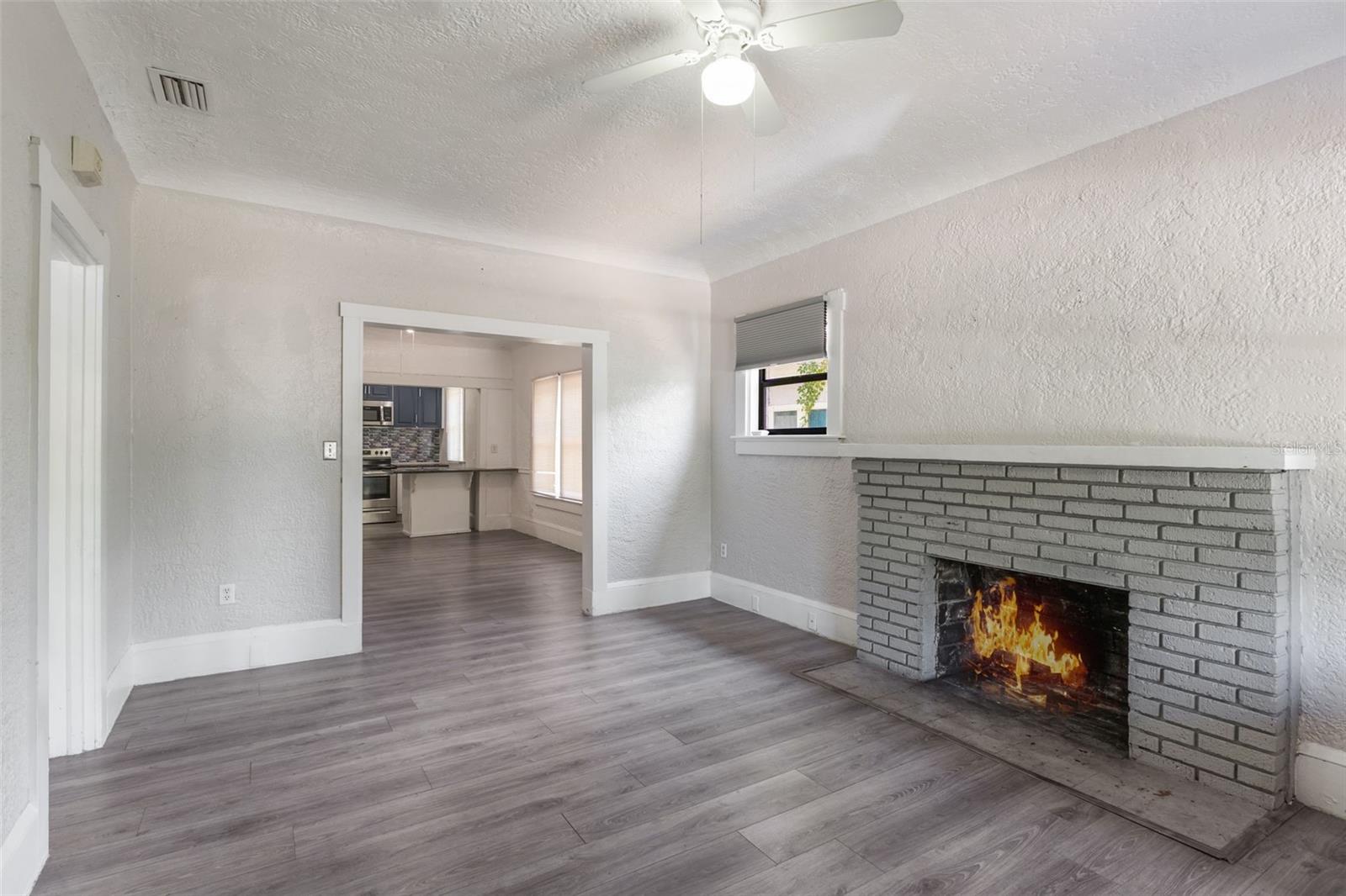 735 N CLARA AVE, DELAND, FL, 32720