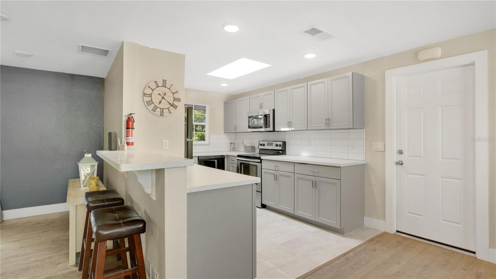 88 VALENCIA DR, ORMOND BEACH, FL, 32176