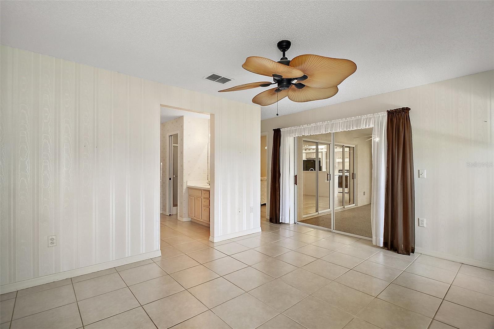 705 GRAND VISTA TRL, LEESBURG, FL, 34748