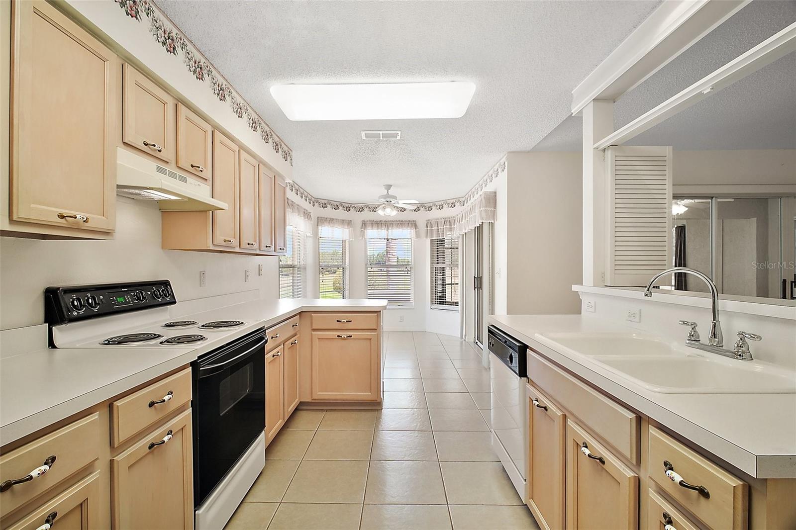 705 GRAND VISTA TRL, LEESBURG, FL, 34748