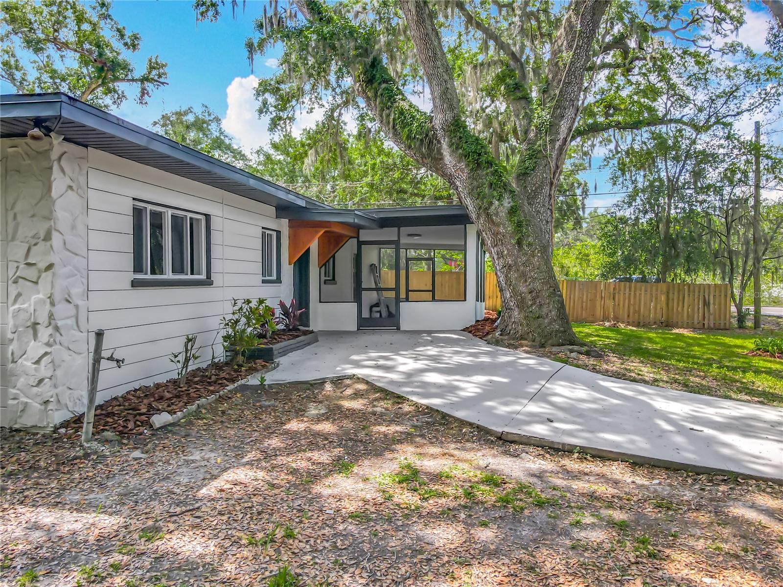 6901 N 19TH ST, TAMPA, FL, 33610