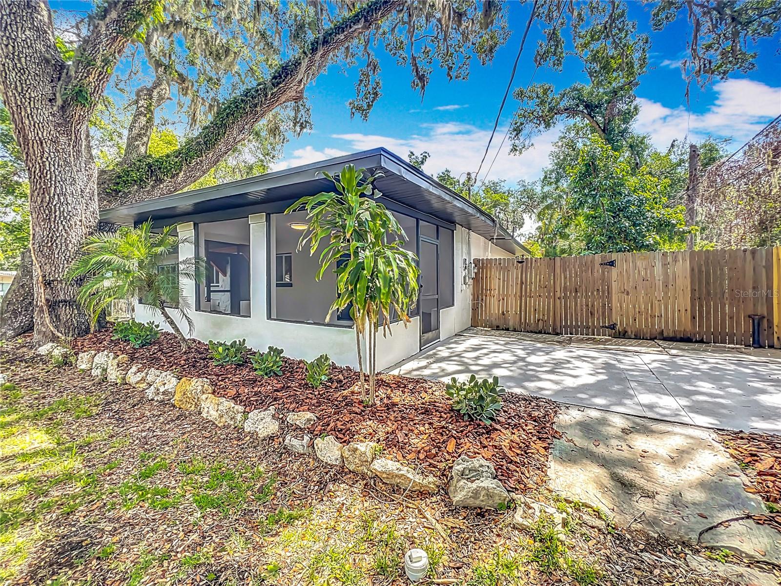 6901 N 19TH ST, TAMPA, FL, 33610
