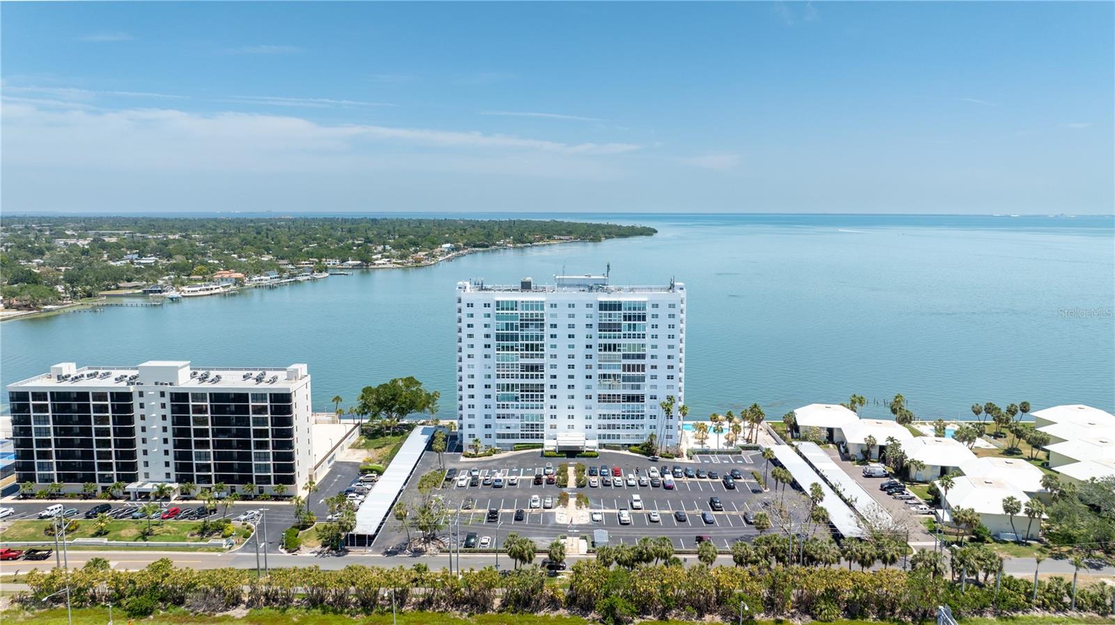 7200 SUNSHINE SKYWAY LN S #4B, ST PETERSBURG, FL, 33711