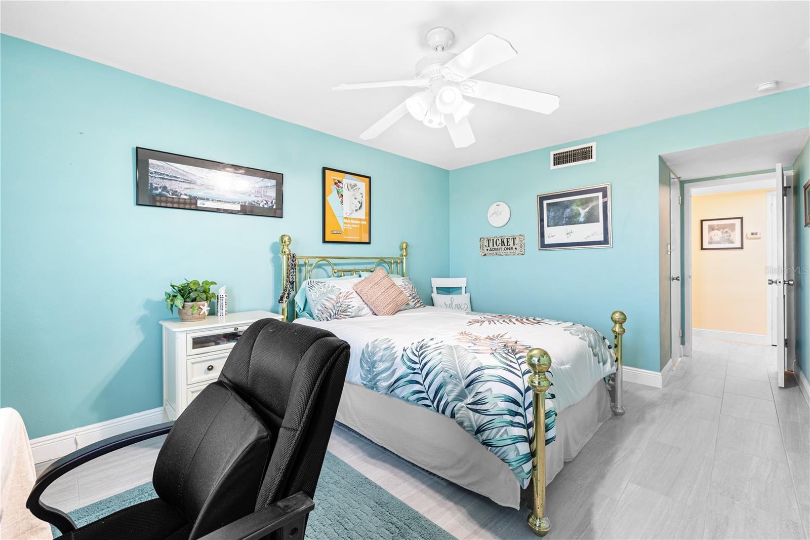 7200 SUNSHINE SKYWAY LN S #4B, ST PETERSBURG, FL, 33711