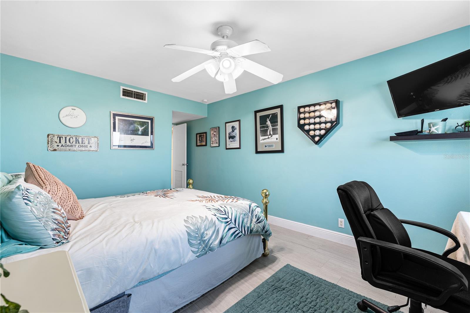 7200 SUNSHINE SKYWAY LN S #4B, ST PETERSBURG, FL, 33711