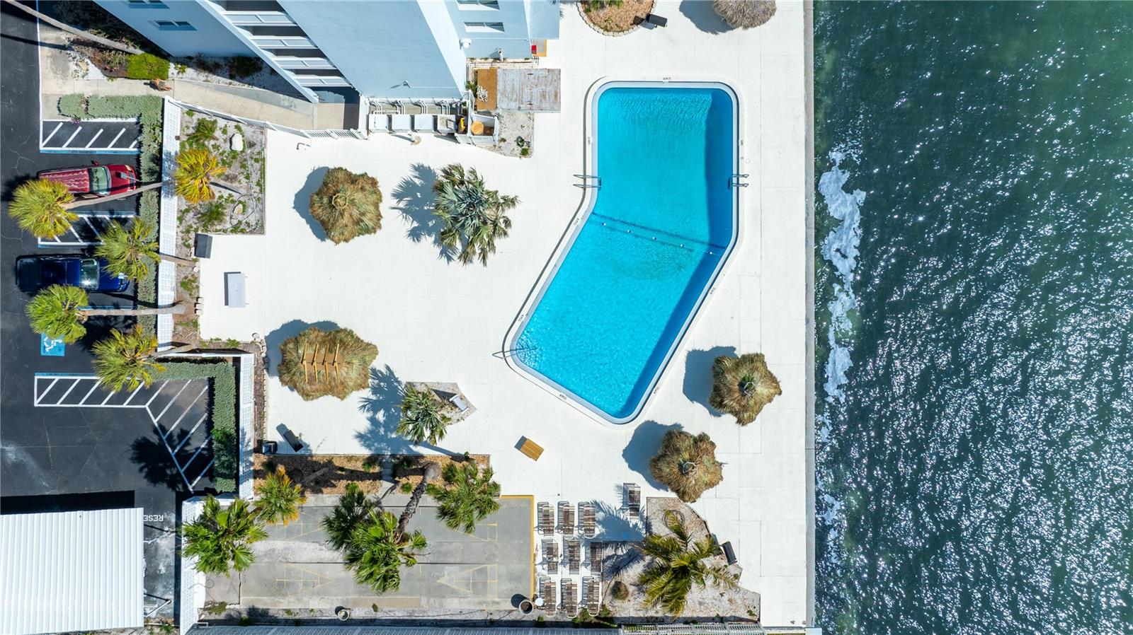 7200 SUNSHINE SKYWAY LN S #4B, ST PETERSBURG, FL, 33711