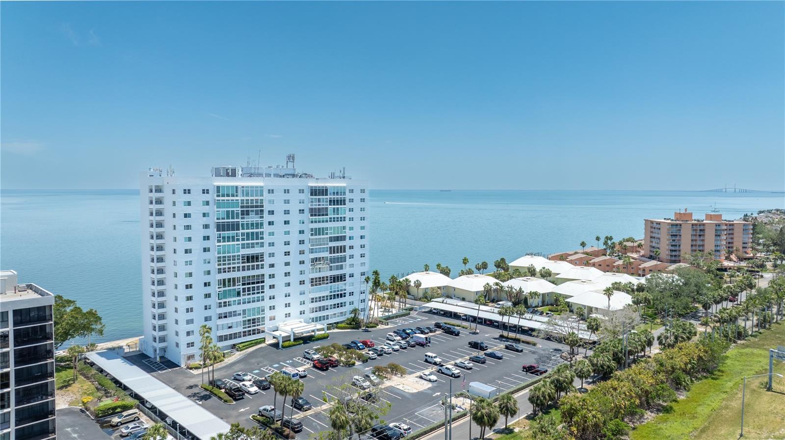 7200 SUNSHINE SKYWAY LN S #4B, ST PETERSBURG, FL, 33711