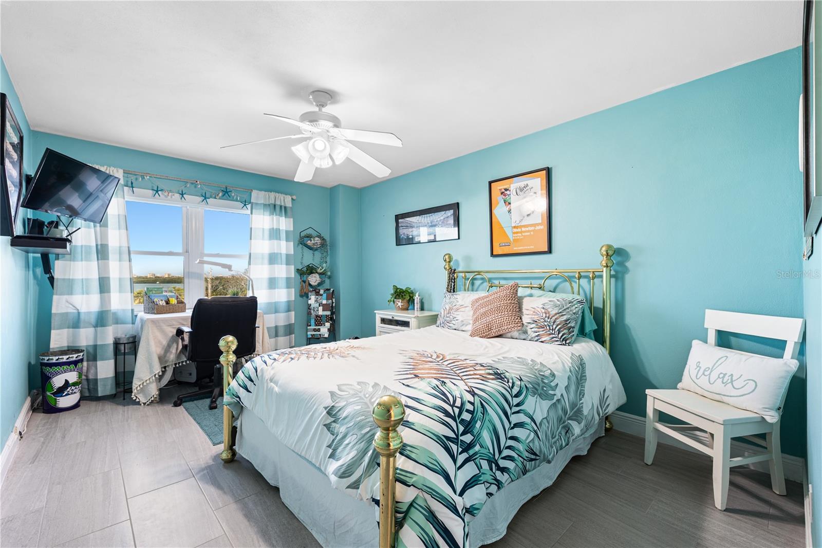 7200 SUNSHINE SKYWAY LN S #4B, ST PETERSBURG, FL, 33711
