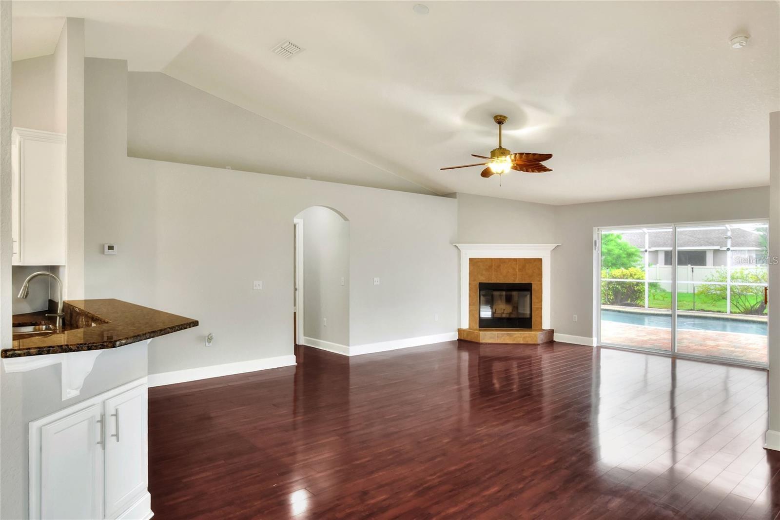 6562 EVERGREEN PARK DR, LAKELAND, FL, 33813