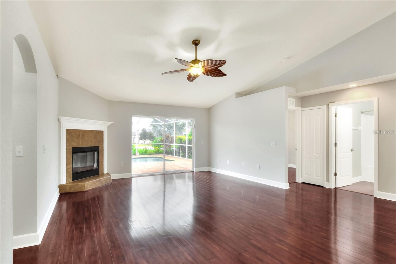 6562 EVERGREEN PARK DR, LAKELAND, FL, 33813