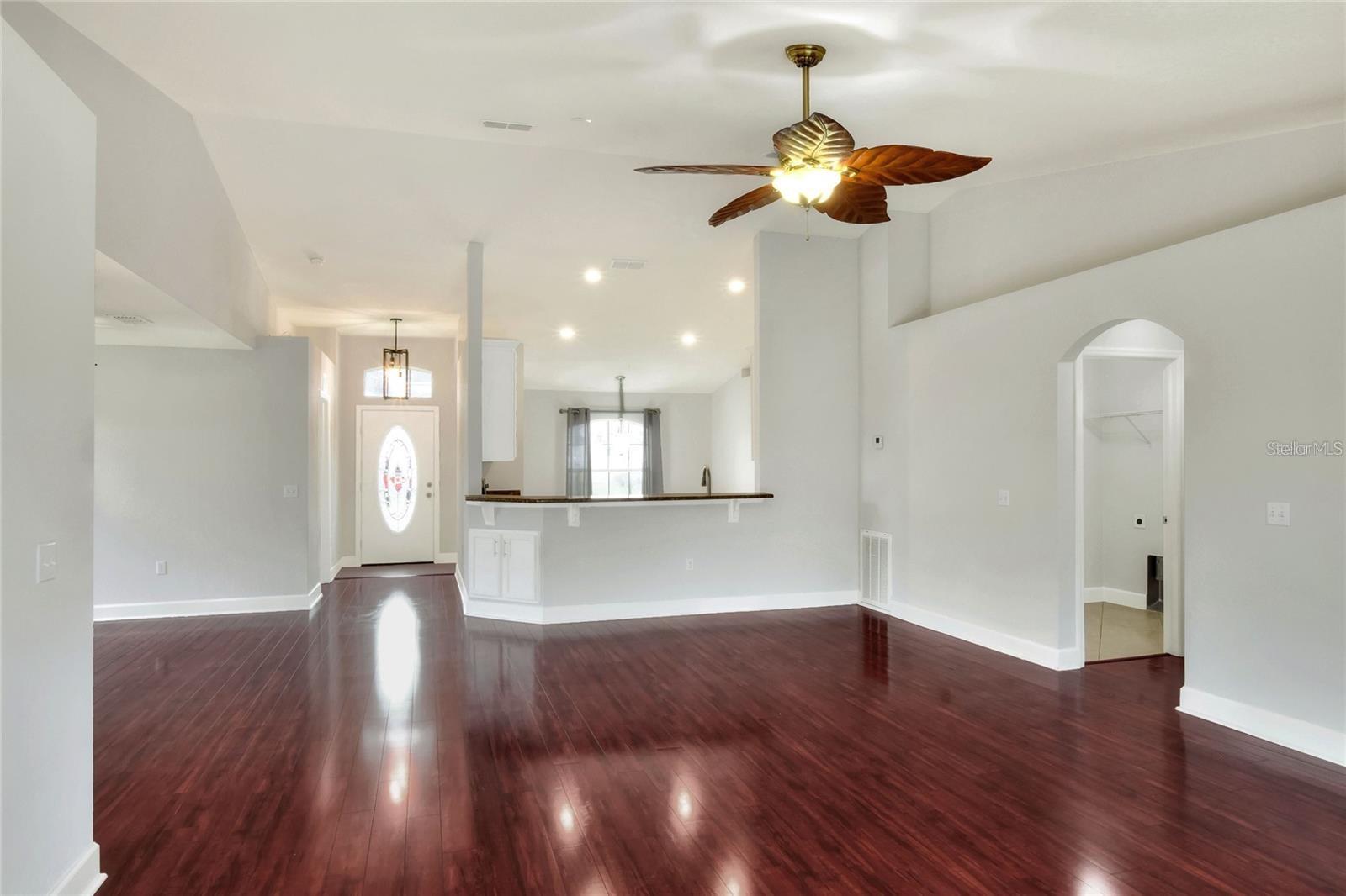 6562 EVERGREEN PARK DR, LAKELAND, FL, 33813