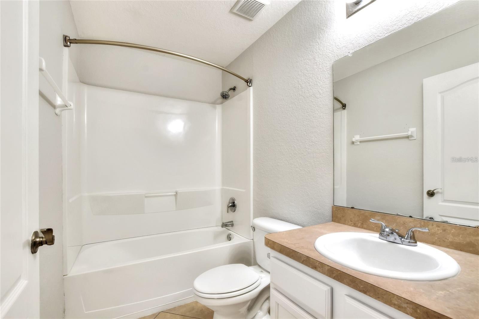 6562 EVERGREEN PARK DR, LAKELAND, FL, 33813