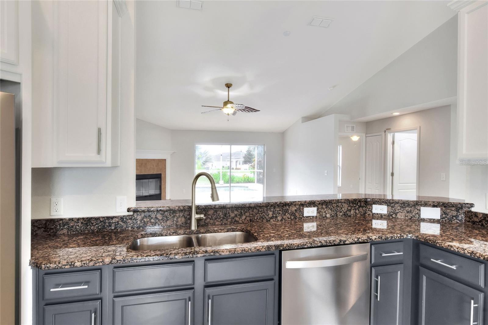 6562 EVERGREEN PARK DR, LAKELAND, FL, 33813