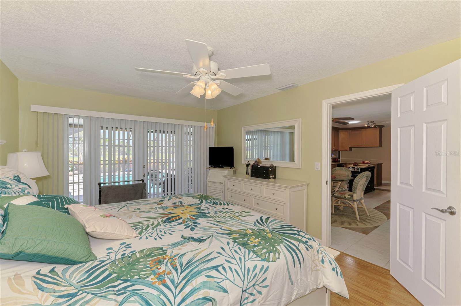 142 ROTONDA CIR, ROTONDA WEST, FL, 33947