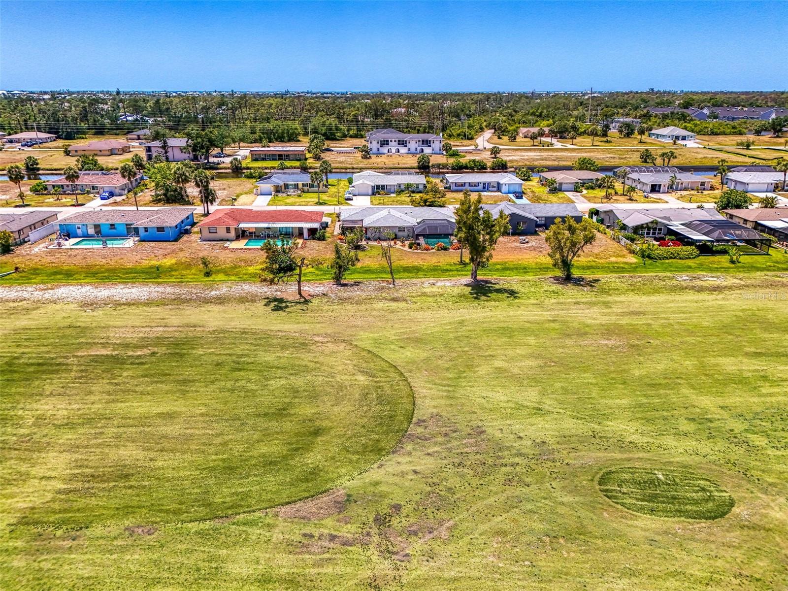 142 ROTONDA CIR, ROTONDA WEST, FL, 33947