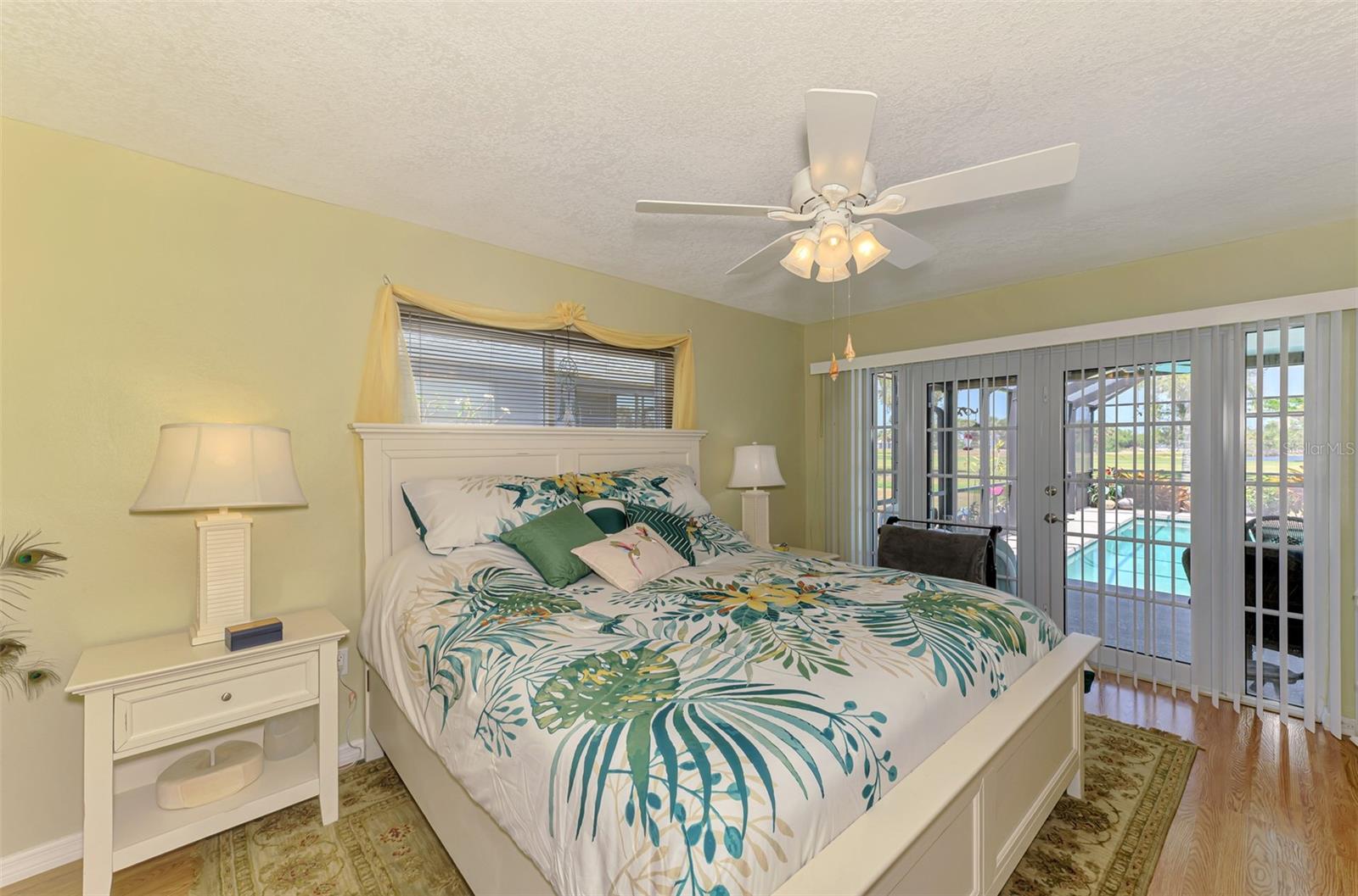 142 ROTONDA CIR, ROTONDA WEST, FL, 33947