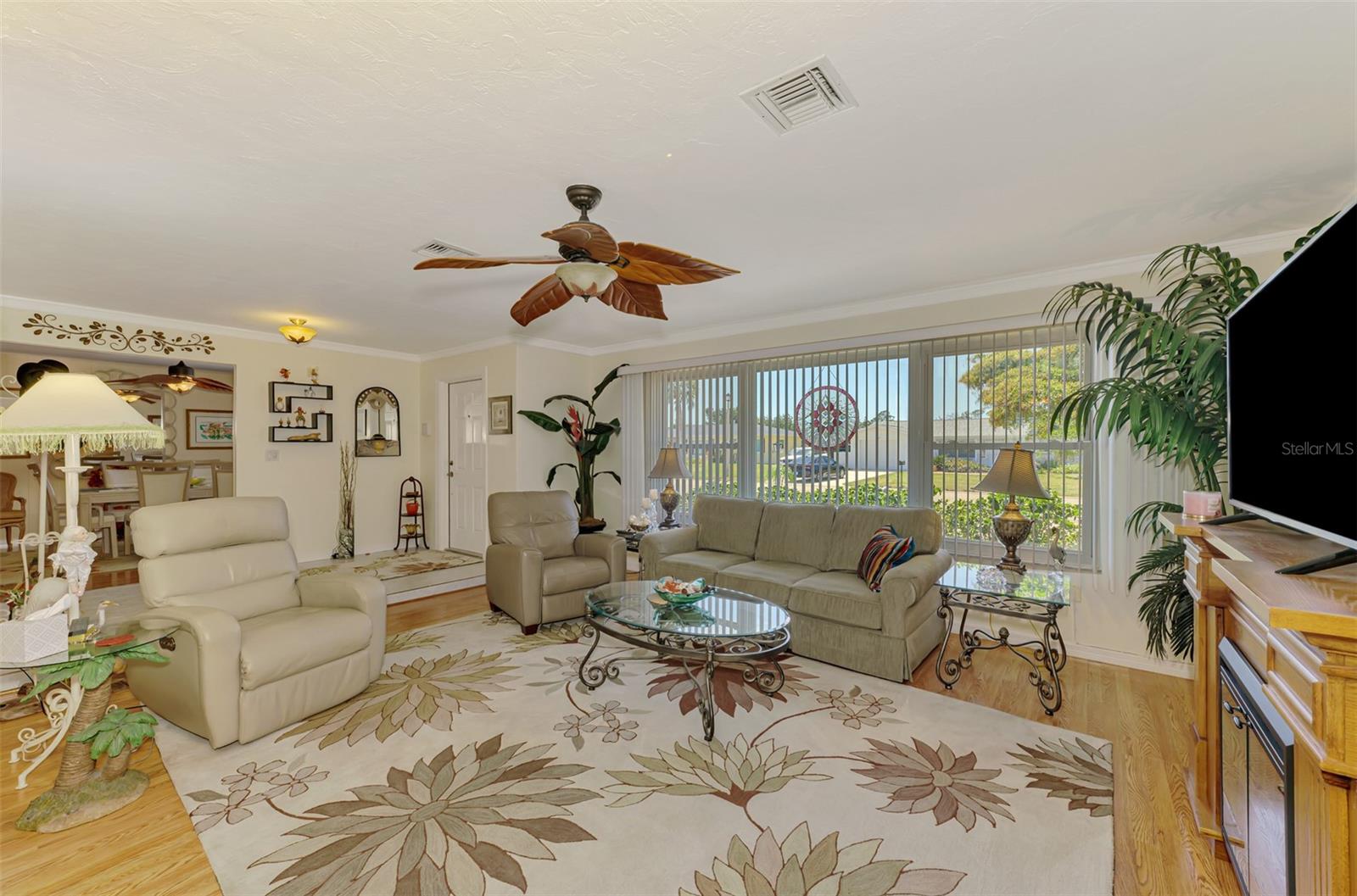 142 ROTONDA CIR, ROTONDA WEST, FL, 33947