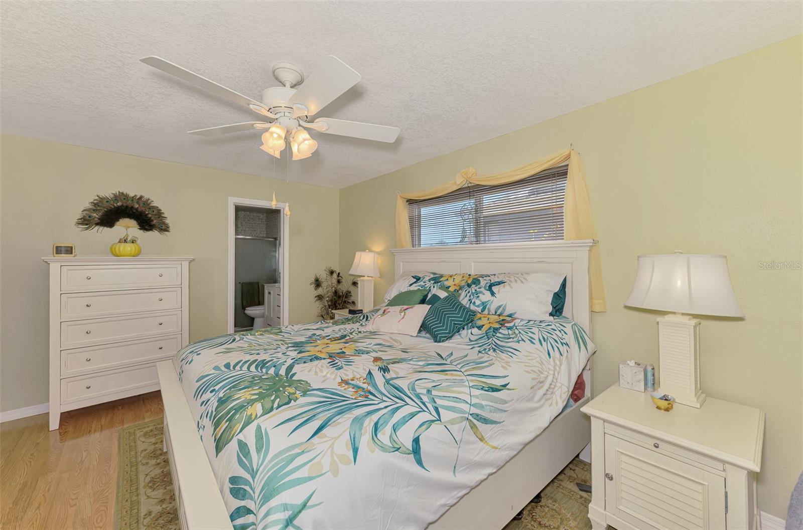 142 ROTONDA CIR, ROTONDA WEST, FL, 33947