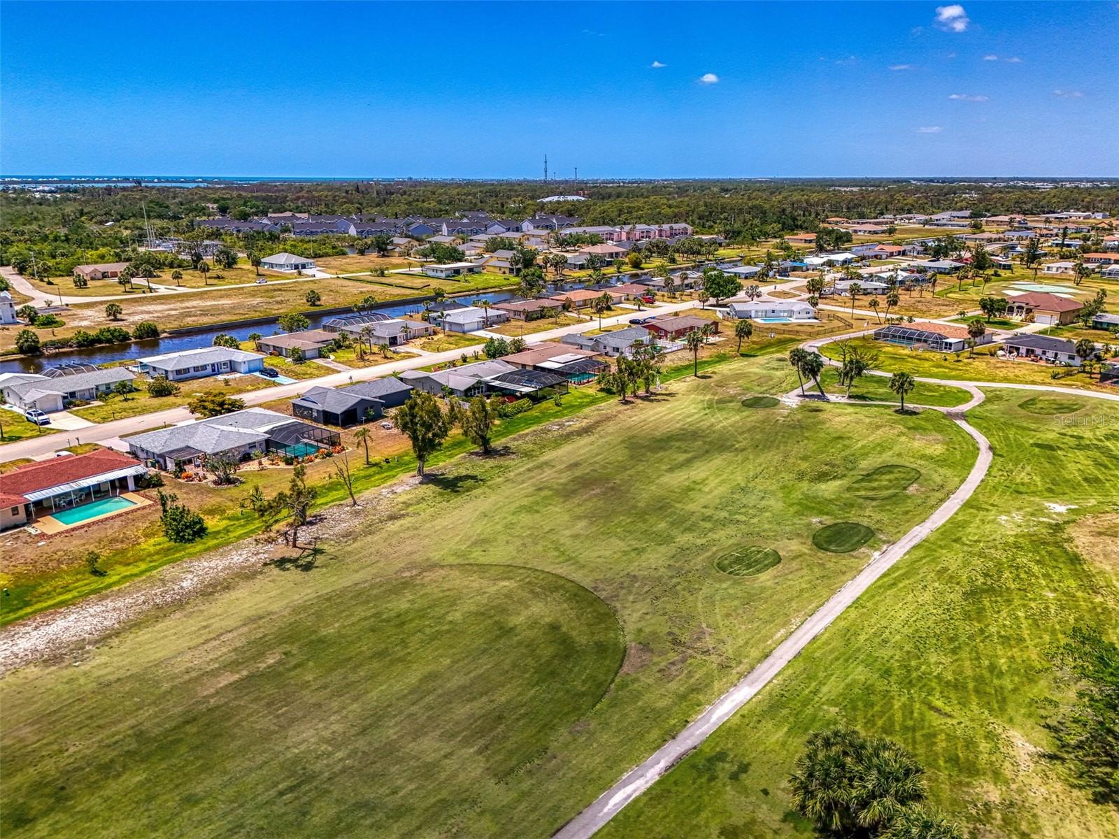 142 ROTONDA CIR, ROTONDA WEST, FL, 33947